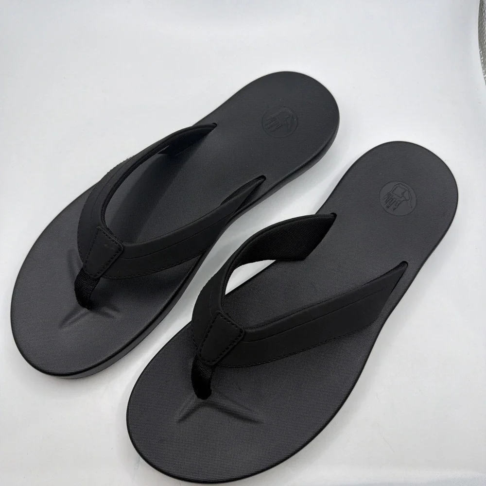 Body Glove Women's Flip Flops Black Size‎ 8. New